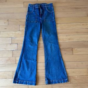 American Eagle Super Hi-Rise Flare Jeans 4